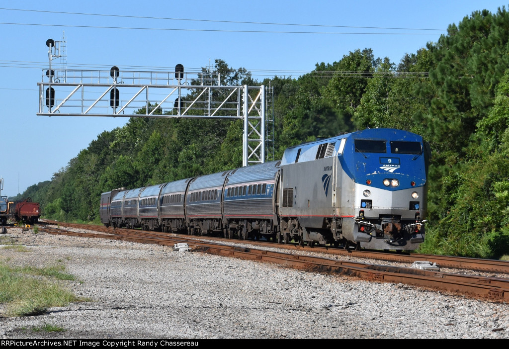 Amtrak 9